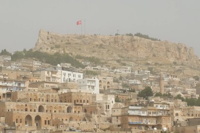 Mardin'de toz taşınımı etkili oldu