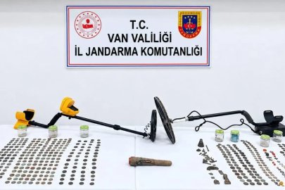 Van'da, Roma dönemine ait 529 sikke ele geçirildi