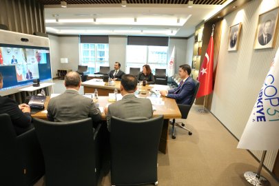 Bakan Kurum'dan COP31 öncesi üçlü görüşme