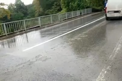 Sakarya'da sağanak; yollar ve sokaklar suyla kaplandı (4)