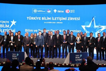 Bakan Kacır: Türkiye Bilim İletişimi Zirvesi'ni her yıl farklı bir üniversitede düzenleyeceğiz