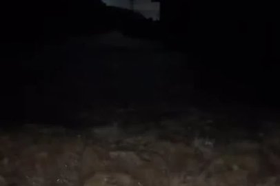 Sarıyer’de stüdyoda mahsur kalan Murat Boz, botla kurtarıldı