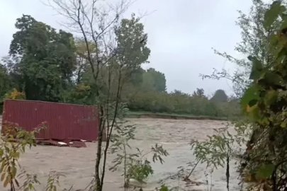 Sakarya'da sağanak; yollar ve sokaklar suyla kaplandı (6)