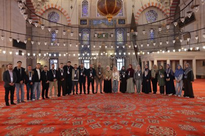 Kosovalı 18 öğrenci ‘Hayal Et, Keşfet, Vakfet Gençlik Projesi' kapsamında Türkiye’de 