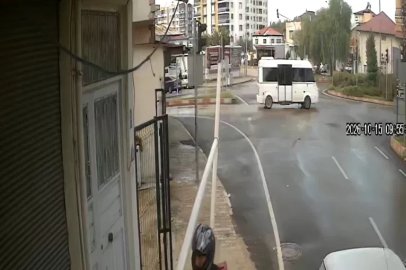 Motosikletiyle çarptığı su borusu başına düştü