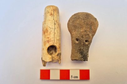 Çanakkale Troya'da 2 bin 800 yıllık kemik flüt ve 4 bin 500 yıllık idol başı bulundu