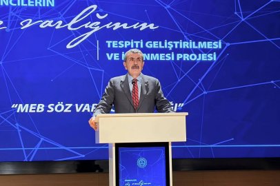 Bakan Tekin: Öğrencilerimizin söz varlığını zenginleştirmeyi hedefliyoruz