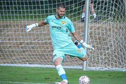 Göztepe'de kale Arda ile emin ellerde