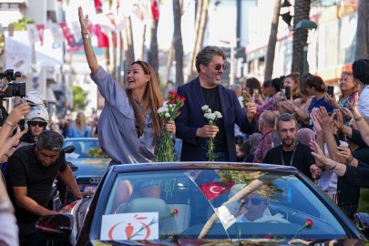 63'üncü Altın Portakal 'Geleneksel Kortej' ile başladı / Ek fotoğraflar
