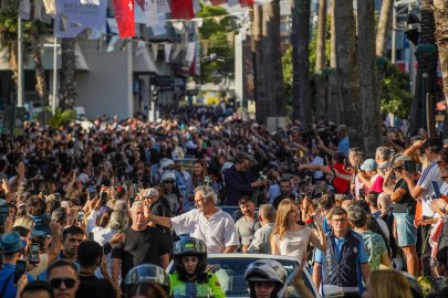 63'üncü Altın Portakal 'Geleneksel Kortej' ile başladı/ Ek fotoğraf