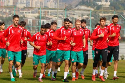 Karşıyaka gençlerle Boluspor'a konuk