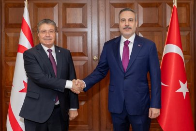 Bakan Fidan, KKTC Başbakanı Üstel ile görüştü