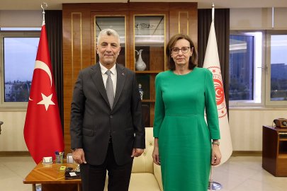 Bakan Bolat, Birleşik Krallık’ın Ankara Büyükelçisi Anderson'u kabul etti