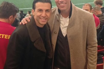 Robin van Persie Göztepe U19 maçına geldi