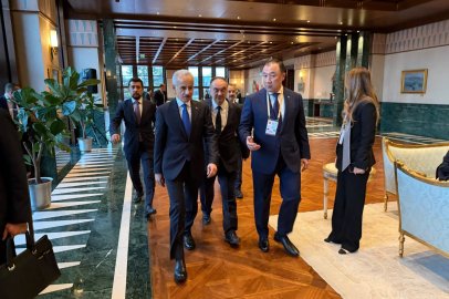 Bakan Uraloğlu, Kazakistanlı bakanlarla bir araya geldi