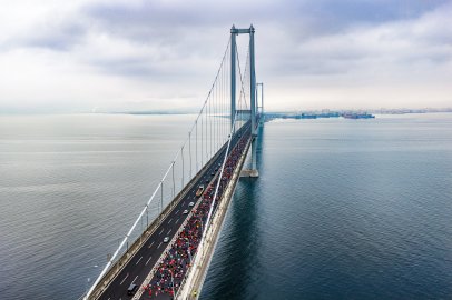 Osmangazi Köprüsü'nde 6 bin 500 kişi, Cumhuriyet için koştu