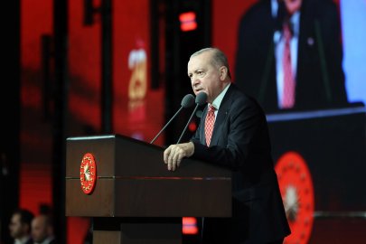 Cumhurbaşkanı Erdoğan: Önümüzdeki dönemi ‘Türk asrı’ yapmak için mücadele edeceğimize yürekten inanıyorum