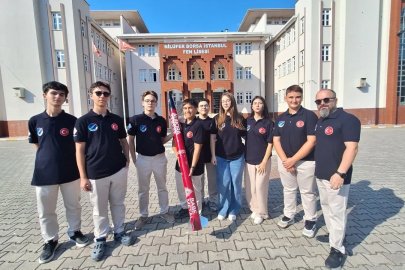 Efsanevi kuş 'Semrük'ün ismini verdikleri roketle TEKNOFEST'in tavan puanını aştılar